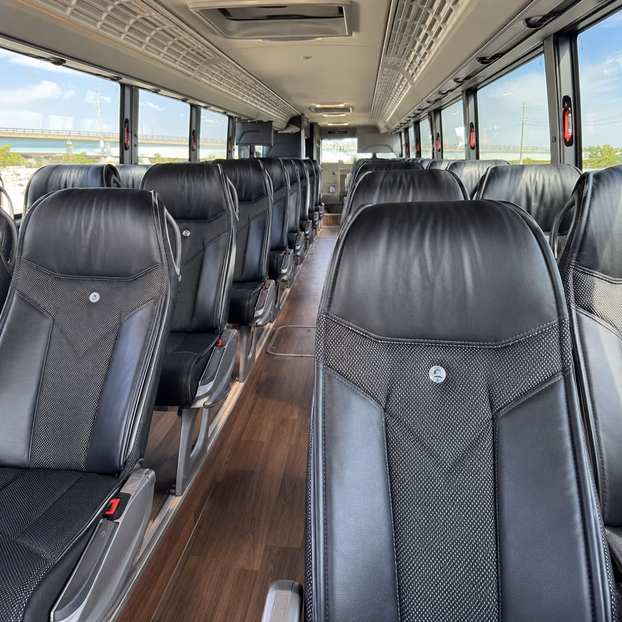 Jacksonville Wedding Transportation & Shuttle Service