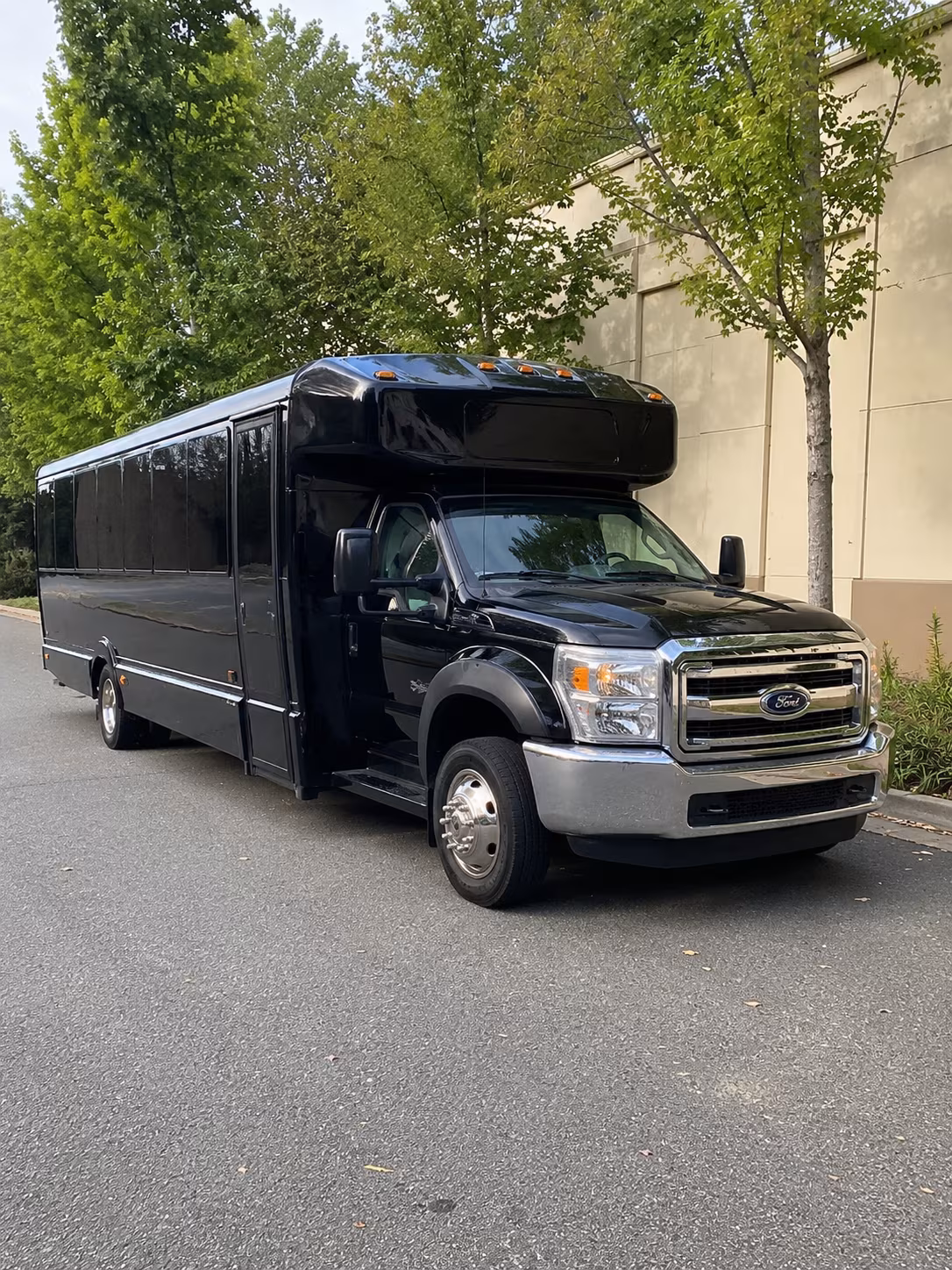 Raleigh Birthday, Sweet 16, & Quinceañera Party Bus Rentals