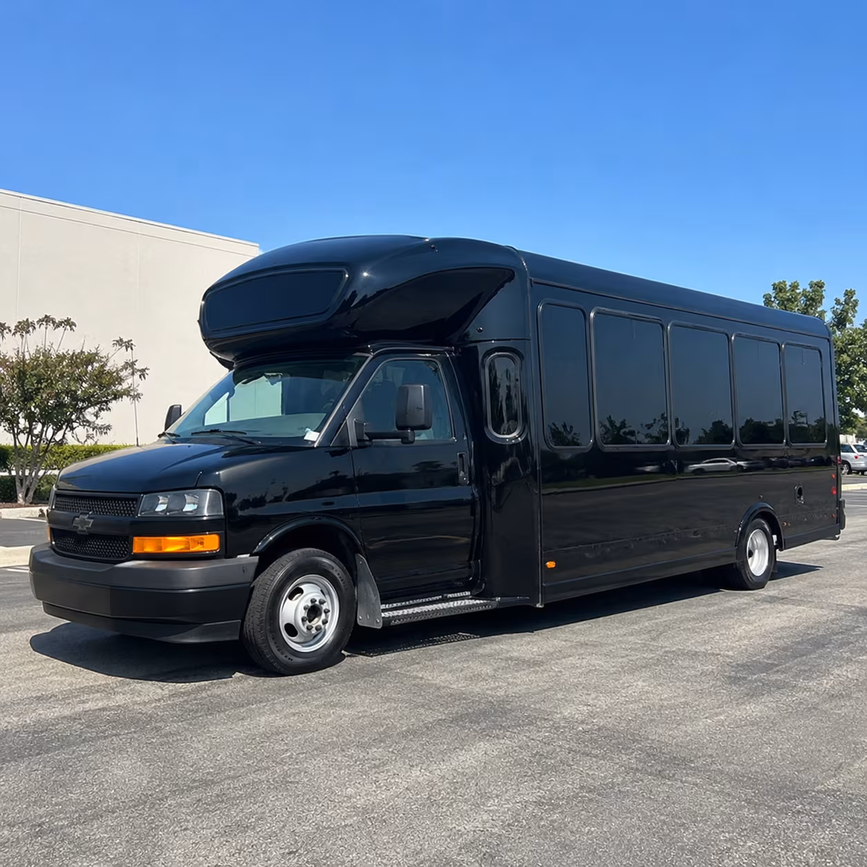 Wilmington Birthday, Sweet 16, & Quinceañera Transportation onboard seating