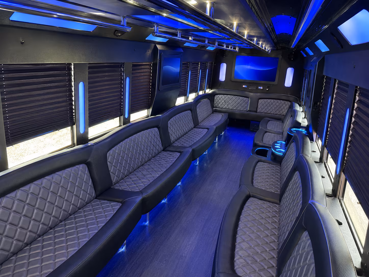 Wilmington Birthday, Sweet 16, & Quinceañera Transportation party bus exterior